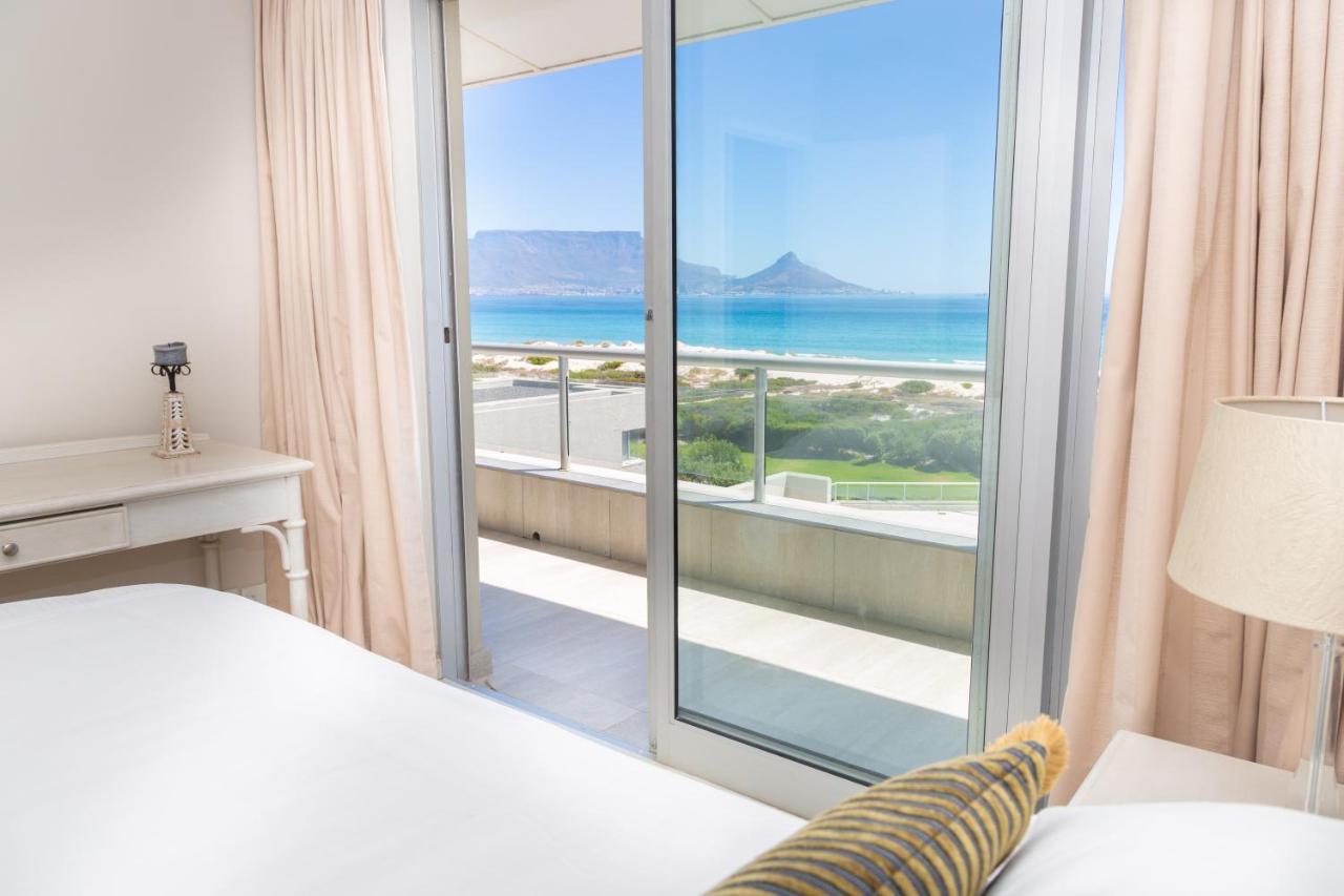 Luxury Private Beachfront 2 Bedroom Dolphin Apartment, Blouberg, Кейптаун Екстериор снимка